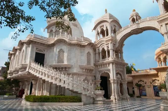 Govardhan Barsana Tour