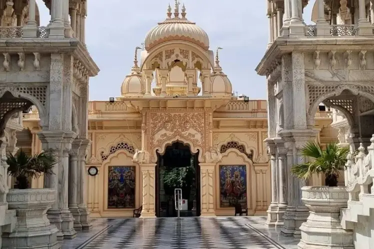 Mathura Vrindavan Barsana Nandgaon Tour